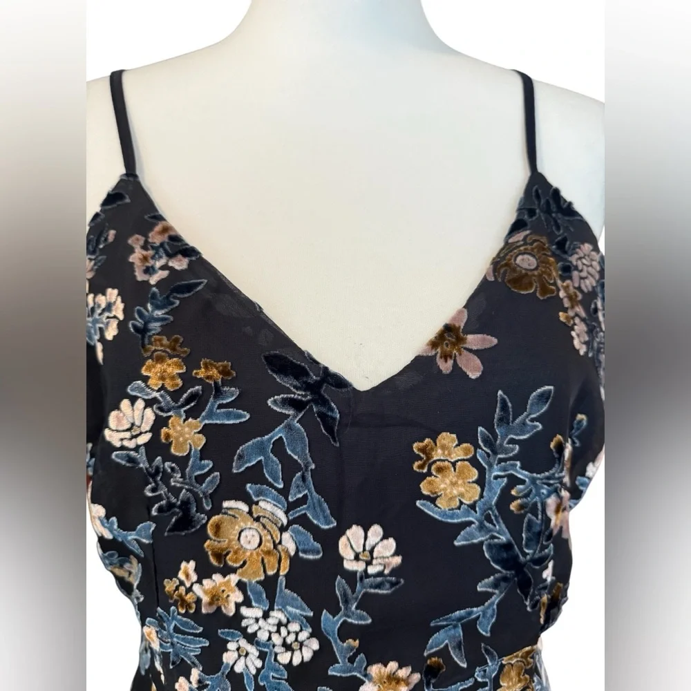 Lulu’s Evenings with You Dark Teal Floral Velvet Asymmetrical Dress sz Large